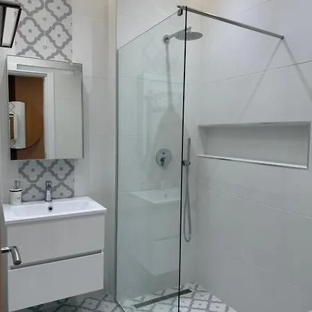 Apartment Refine City *