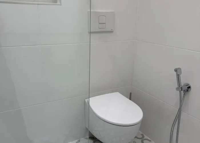 Refined דירה טיראנה